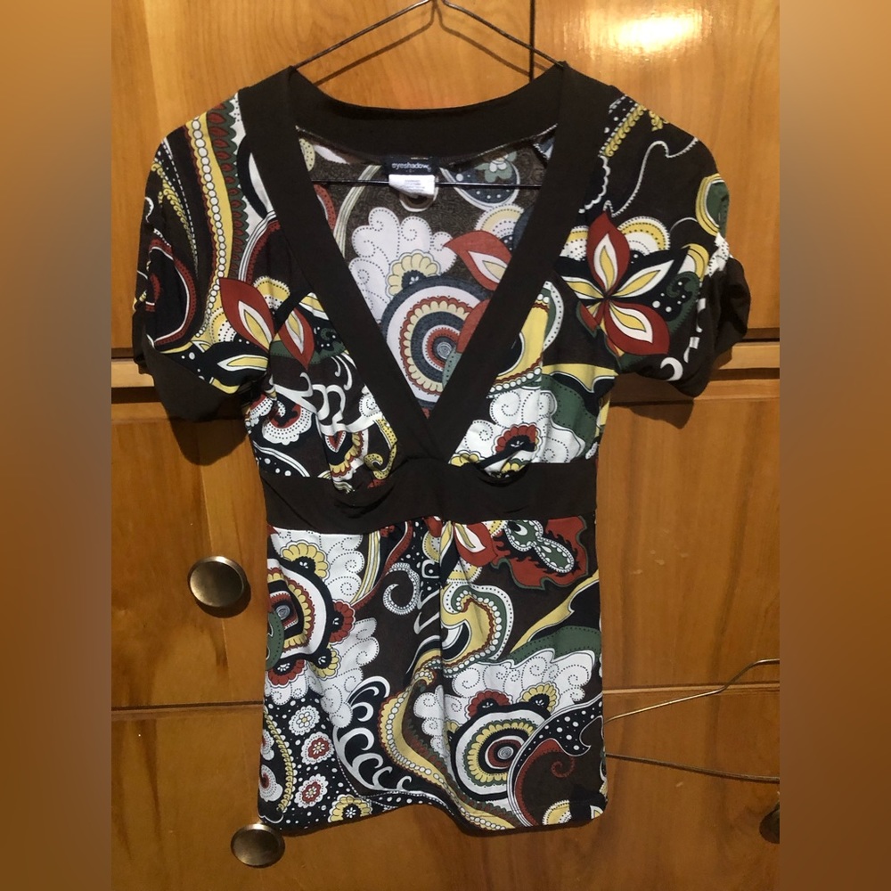 Eyeshadow women’s sz small short sleeve shirt